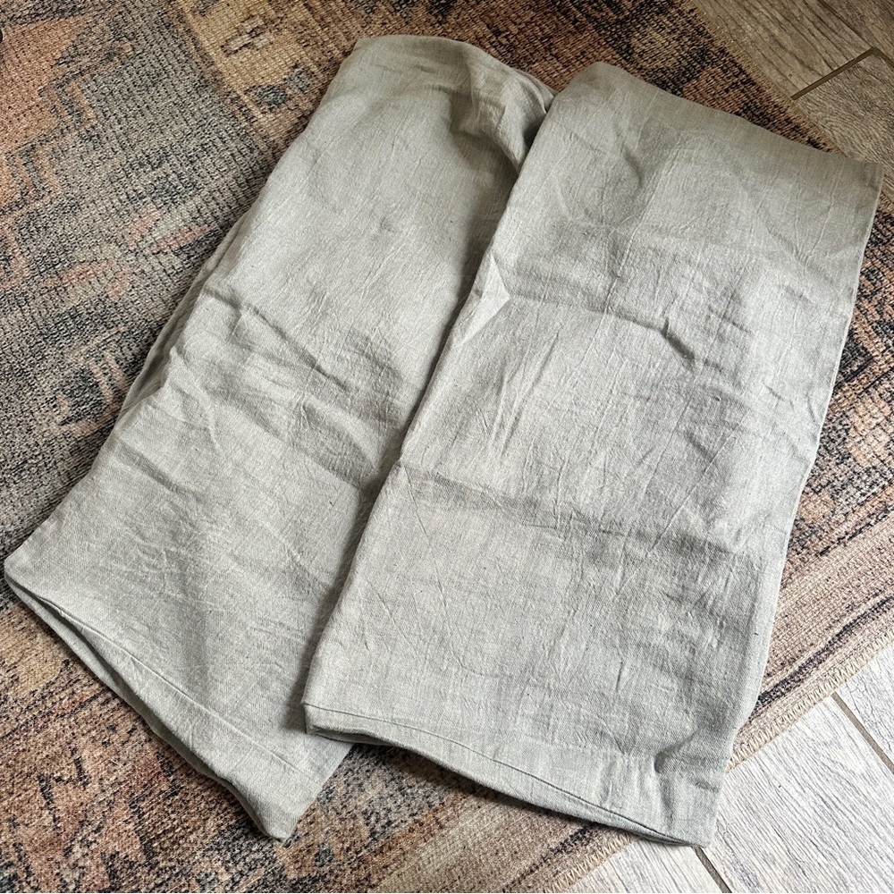 Pottery Barn Linen Blend Sham Pillow Cases (2)